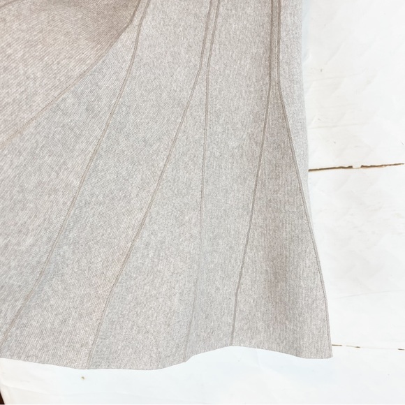 Club Monaco | Knit Trumpet Mini Skirt, S - Picture 3 of 7